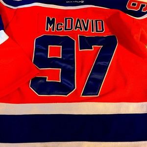 Oilers jersey McDavid